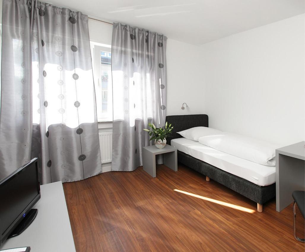 Pension Arkade Hotel Neckarsulm Luaran gambar